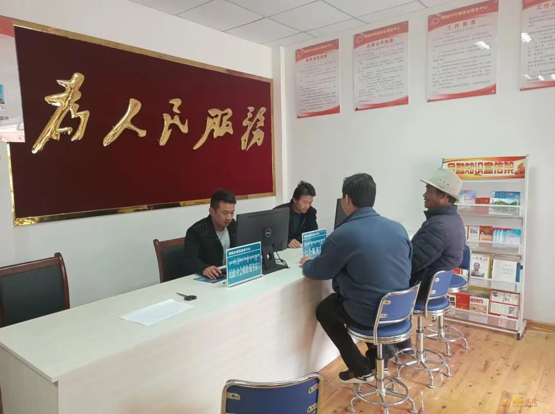 cfaeb895894e85825fb3d36298b41ea.jpg 图片